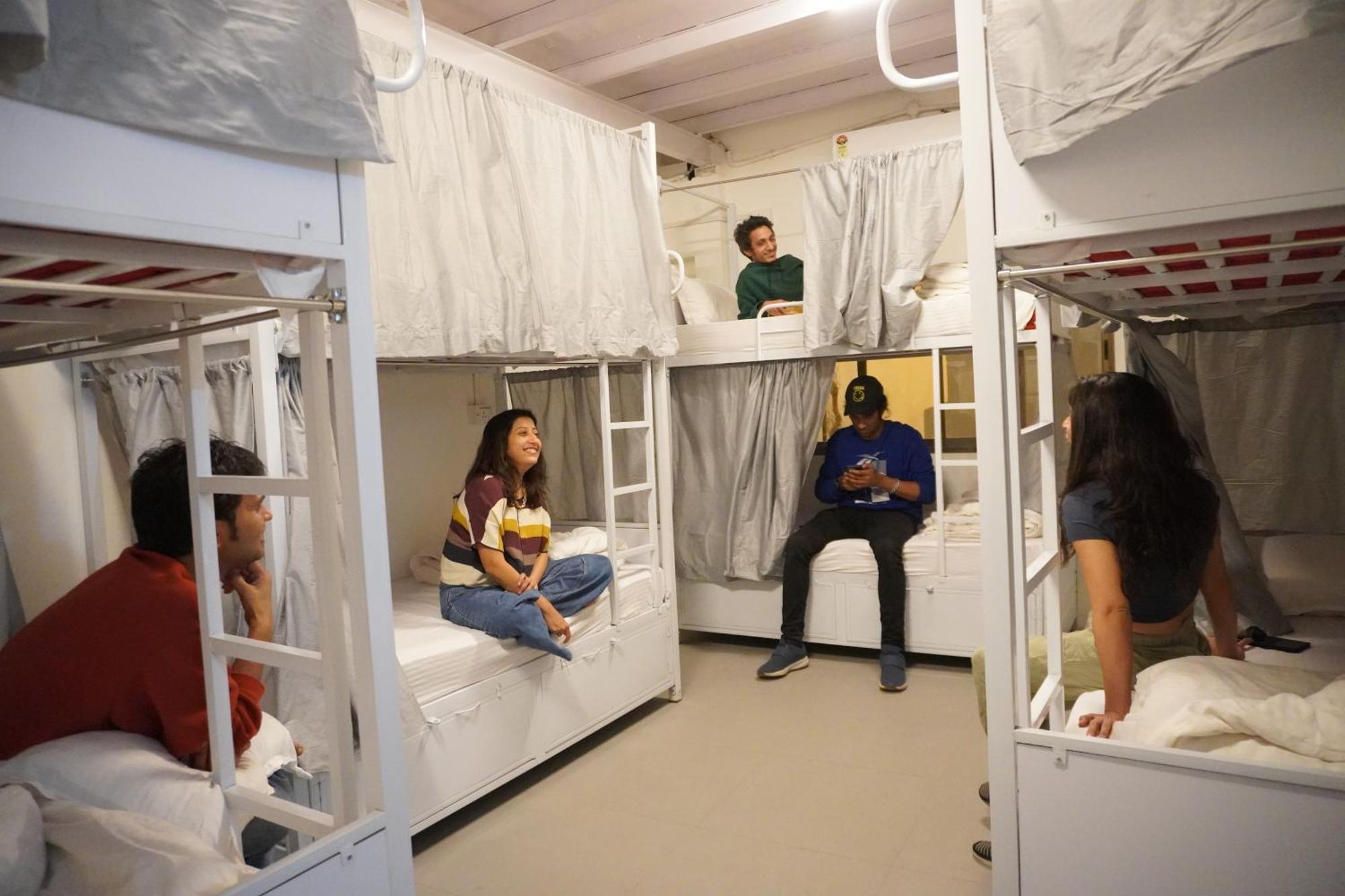 Hammock Hostels - Bandra ムンバイ エクステリア 写真