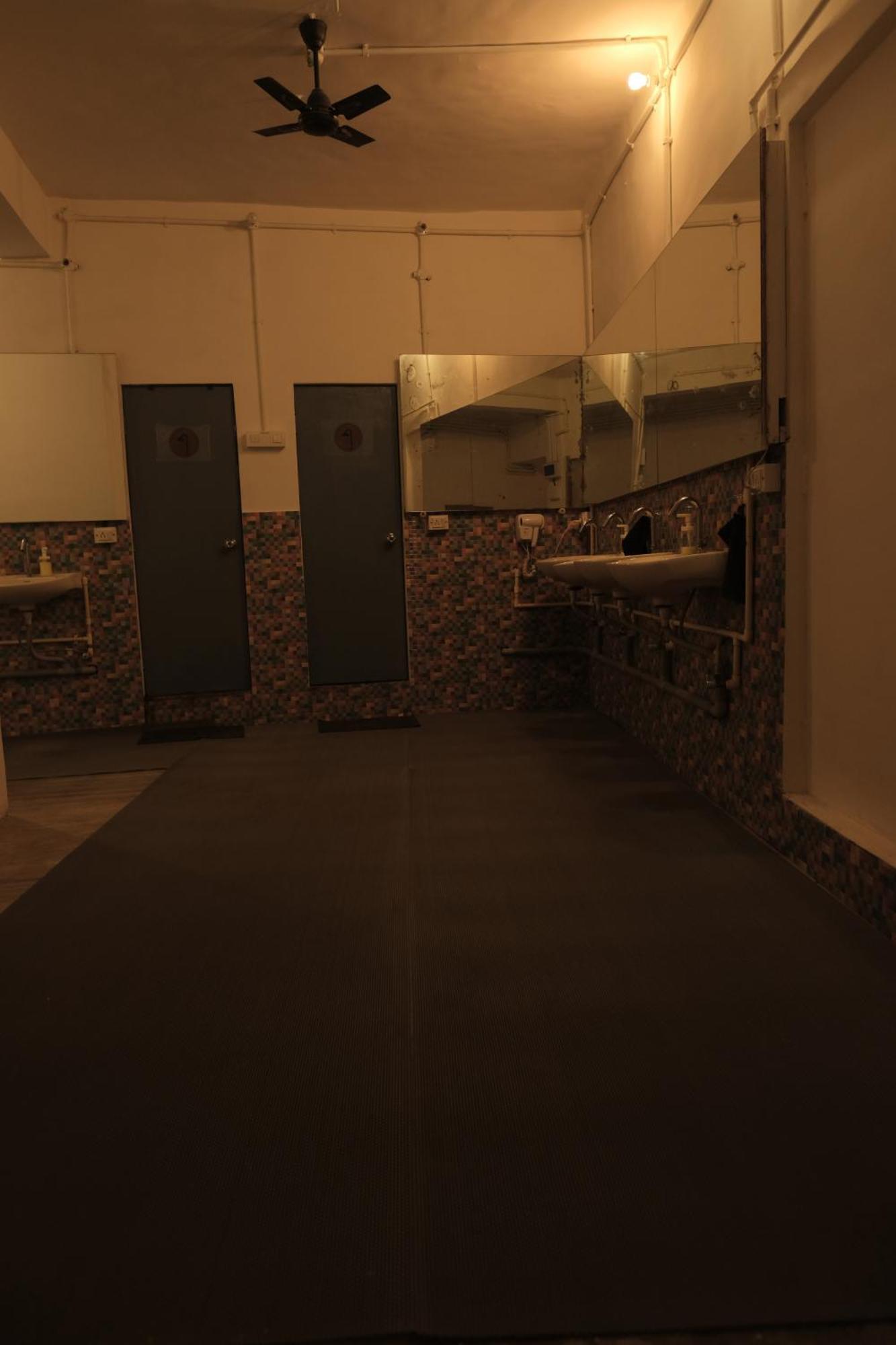 Hammock Hostels - Bandra ムンバイ エクステリア 写真
